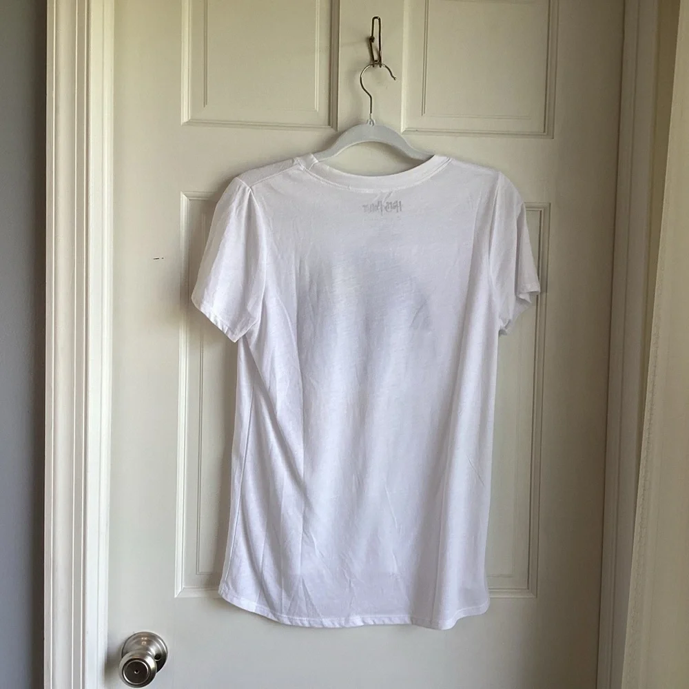 Harry Potter Women’s White Short Sleeved Graphic Tee.  Size L. - Picture 2 of 3